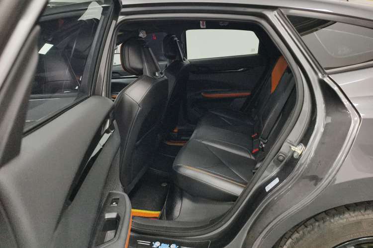 Used Changan UNI-V 2022 1.5T Prestige Version
