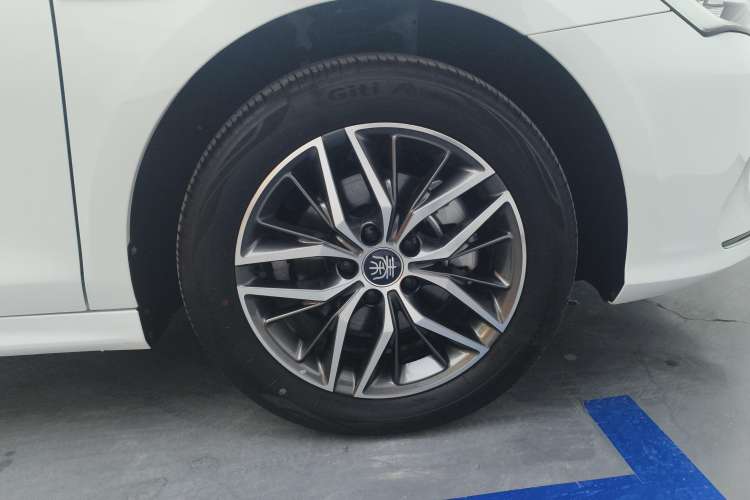 Used BYD Qin PLUS 2021 DM-i 120KM Prestige Model
