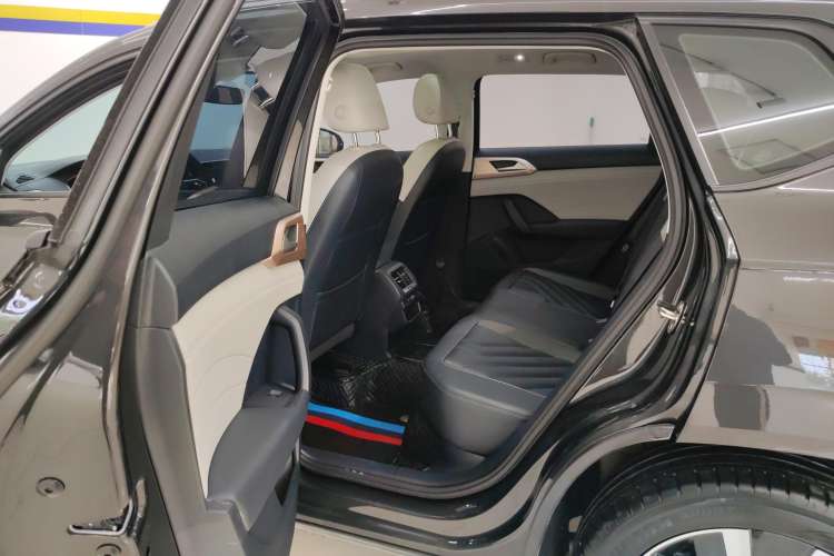 Used Volkswagen Tharu 2023 300TSI Two-Wheel-Drive Moonlight Edition