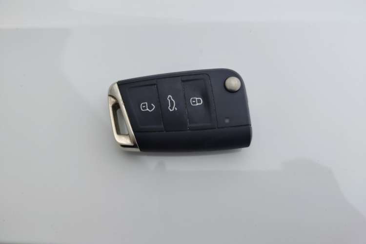 Used Volkswagen Tiguan L 2023 380TSI Automatic All-Wheel Drive R-Line Enhanced 7-Seater
