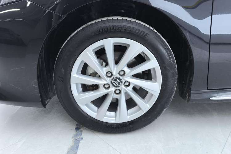 Used Toyota Camry 2023 2.0G Luxury Edition
