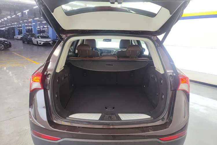 Used Buick Envision 2018 28T Four-Wheel Drive Luxury Model
