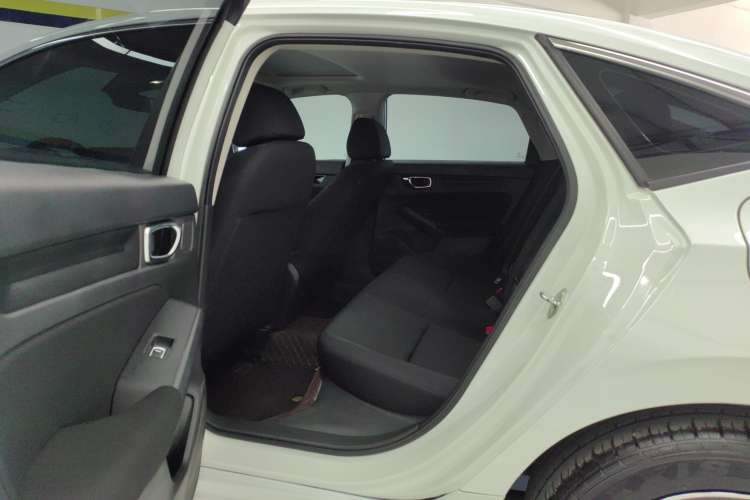 Used Honda Civic 2023 240TURBO CVT Dynamic Edition
