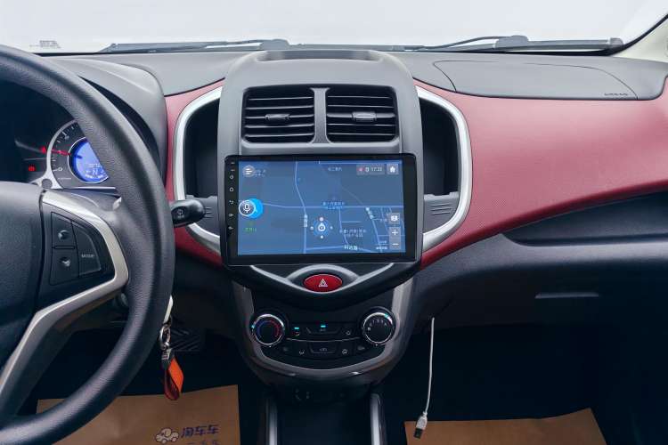 Used Changan Benni 2015 1.4L IMT Sunroof Version China IV Standard
