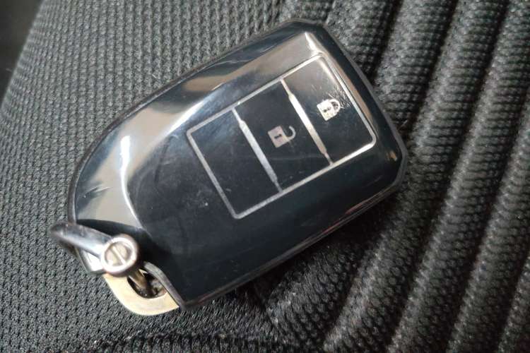 Used Toyota YARiS L 2022 X-Trail 1.5L CVT Luxury PLUS Edition
