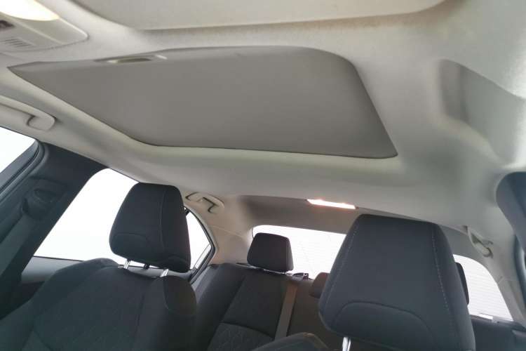 Used Toyota Corolla 2021 Dual-Motor 1.8L E-CVT Elite Edition
