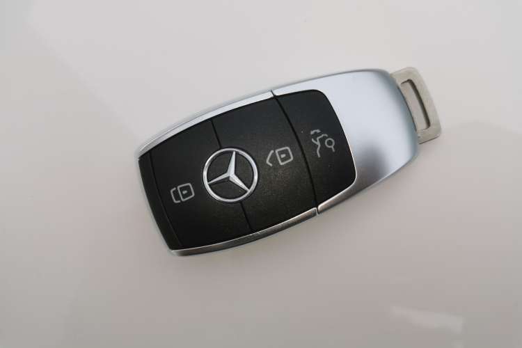 Used Mercedes-Benz A-Class 2022 Second Facelift A 200 L Sport Sedan Fashion Version
