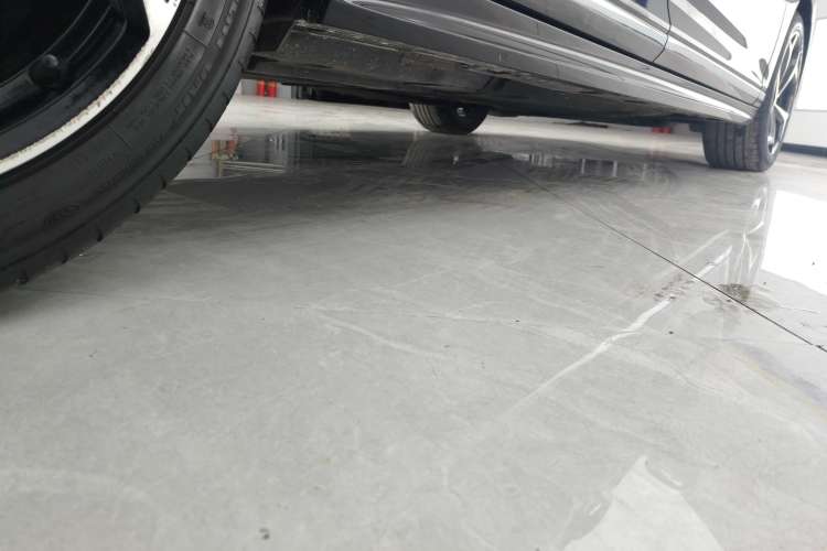 Used Volkswagen Magotan 2023 2 Million Units Limited Edition 330TSI DSG Leading Version
