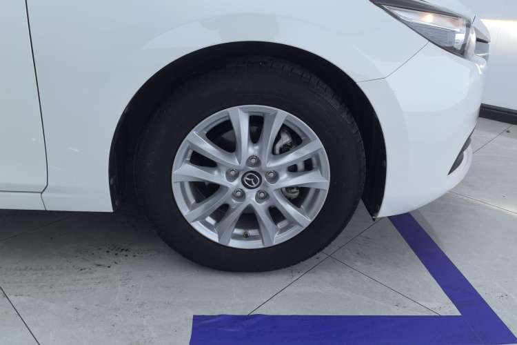 Used Mazda Mazda 3 Axela 2019 Cloud-Controlled Version Sedan 1.5L Automatic Comfort Trim China V Standard
