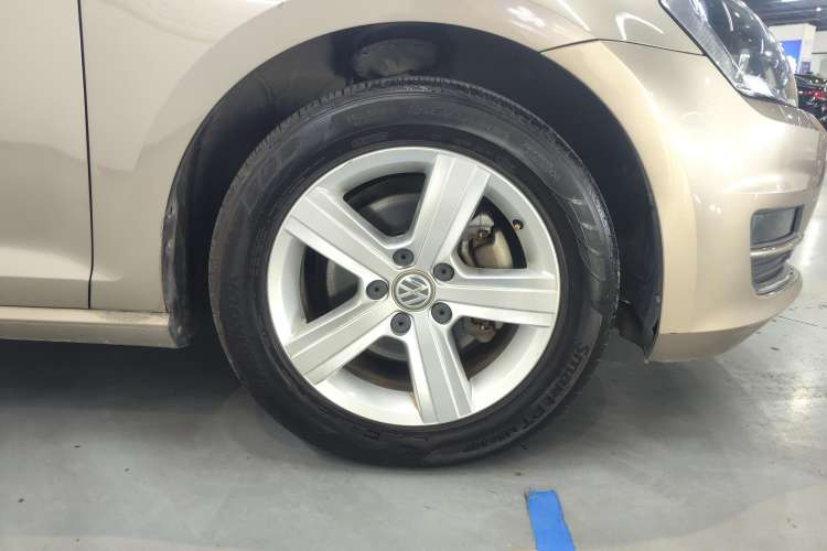 Used Volkswagen Golf 2016 230TSI Automatic Comfort Version
