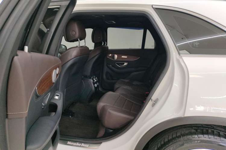 Used Mercedes-Benz GLC 2020 GLC 300 L 4MATIC Luxury Model
