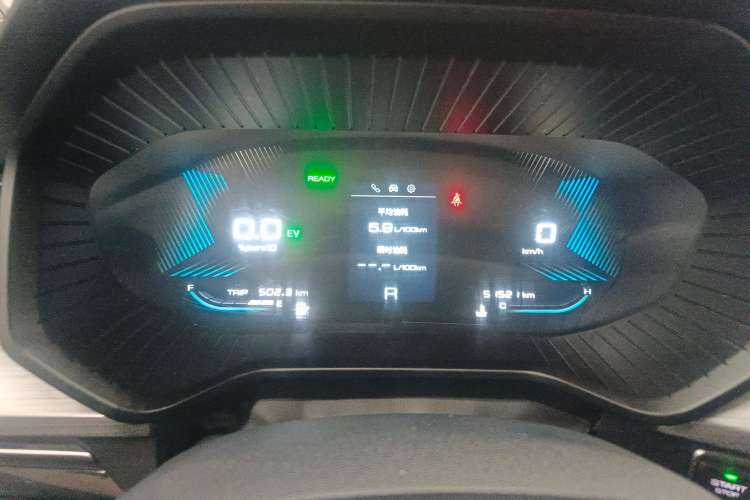 Used Wuling Asta 2022 2.0L DHT Electric-Speed Version