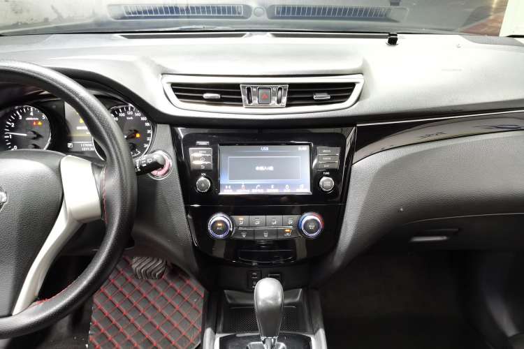 Used Nissan Qashqai 2016 2.0L CVT Luxury Edition
