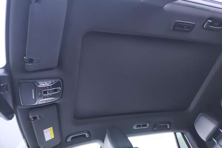 Used GAC Trumpchi GS8 2022 Double-Energy Series 2.0TM Four-Wheel Drive Premium Edition (7 Seats)
