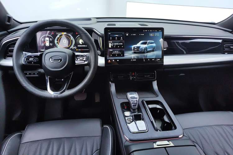 Used GAC Trumpchi GS8 2022 Double-Energy Series 2.0TM Four-Wheel Drive Premium Edition (7 Seats)
