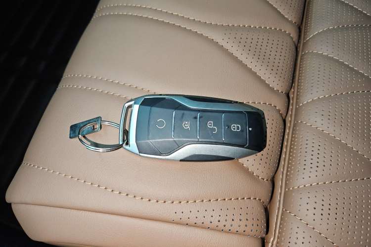 Used BYD Tang New Energy 2021 DM-i 112KM Prestige Model
