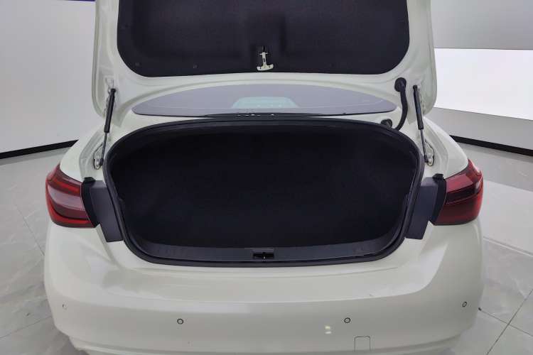 Used Infiniti Q50L 2022 2.0T Comfort Edition
