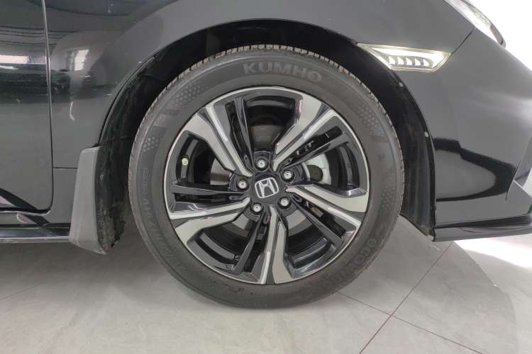 Used Honda Civic 2021 HATCHBACK 220TURBO CVT Trendy Cool Edition
