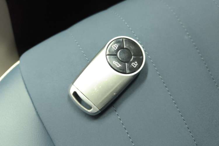 Used ORA Good Cat 2021 400km Standard Range Venus Edition Lithium Iron Phosphate
