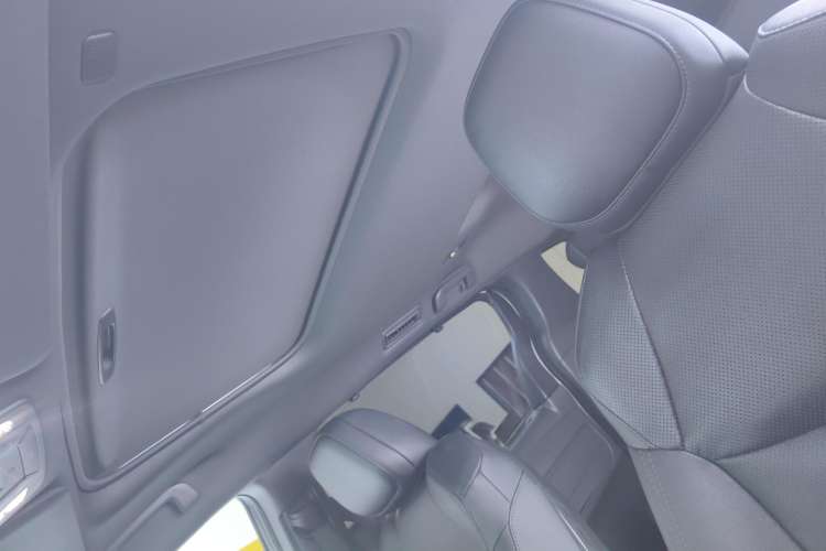 Used Toyota Sienna 2021 2.5L Hybrid Premium Edition
