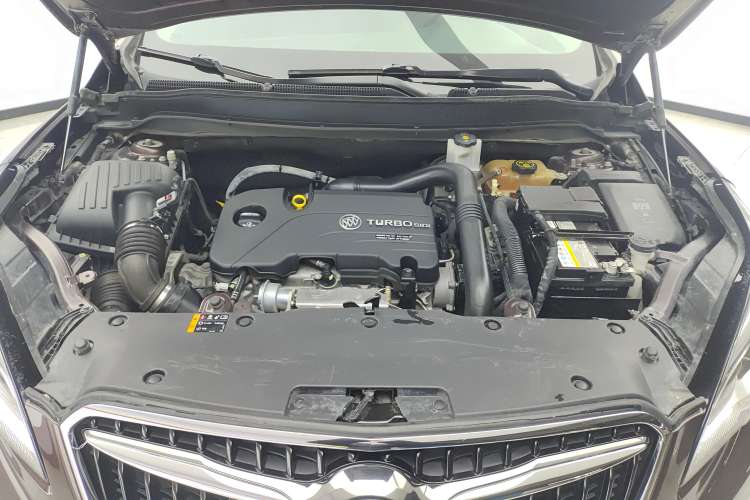 Used Buick Envision 2018 20T Two-Wheel Drive Luxury Model
