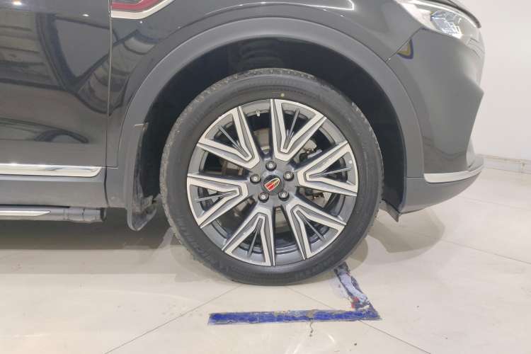 Used Hongqi HS5 2022 Facelifted Version 2.0T Smart Connect Flagship All-Wheel-Drive Edition
