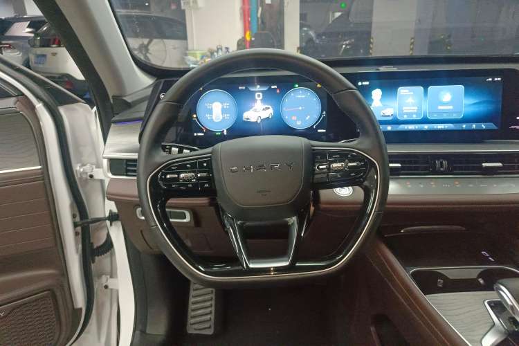 Used Chery Tiggo 8 PRO 2024 Champion Edition 390T Two-Wheel Drive Peak Version 5 Seats
