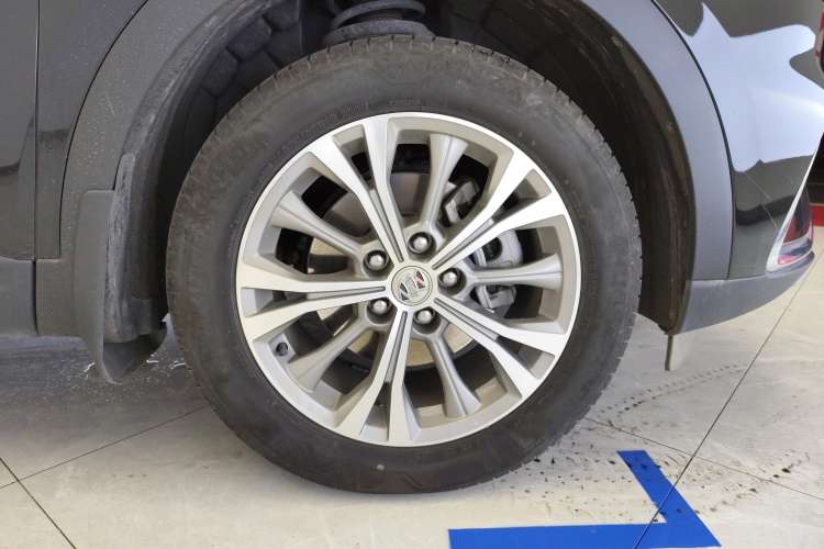 Used Buick Envision 2022 Encore Plus 652T Five-Seat Luxury Model
