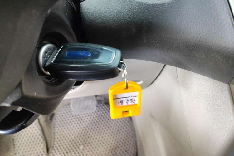 Used Ford Focus 2012 Sedan 1.6L Automatic Comfort Model
