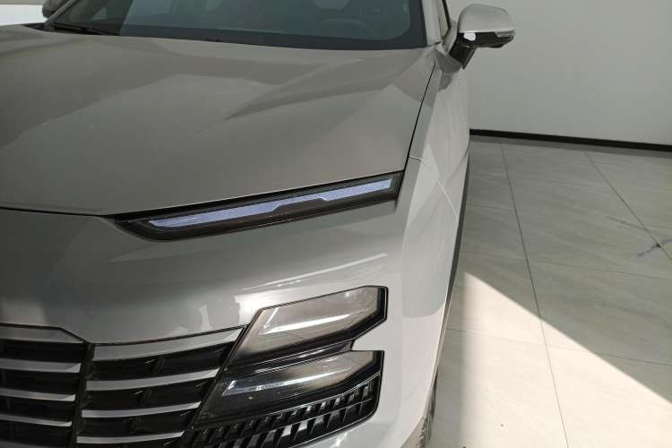 Used Jetour Dashing 2023 1.5T DCT Starlight Shine Pro Edition