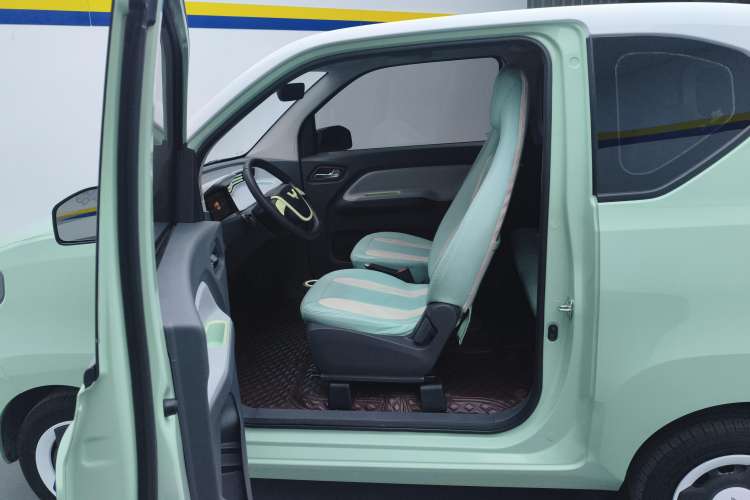 Used Wuling Hongguang MINIEV 2022 Macaron Fashion Model Lithium Iron Phosphate
