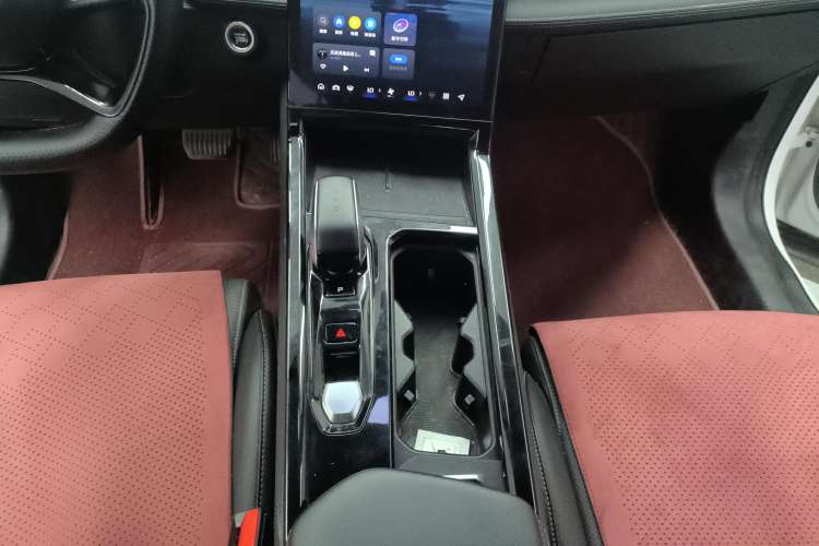 Used Geely Auto Emgrand X7 Sport 2023 Boyue COOL 1.5TD Smart Connectivity Model
