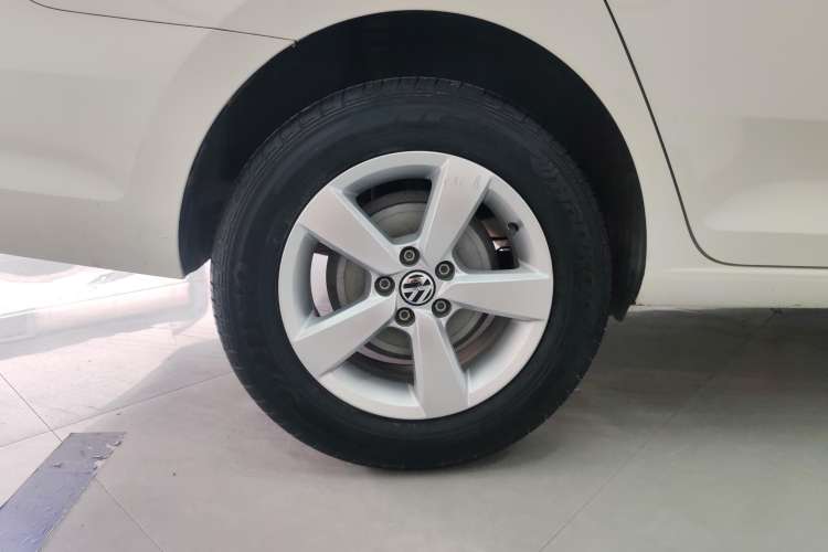 Used Volkswagen Santana 2016 1.4L Manual Fashion Edition
