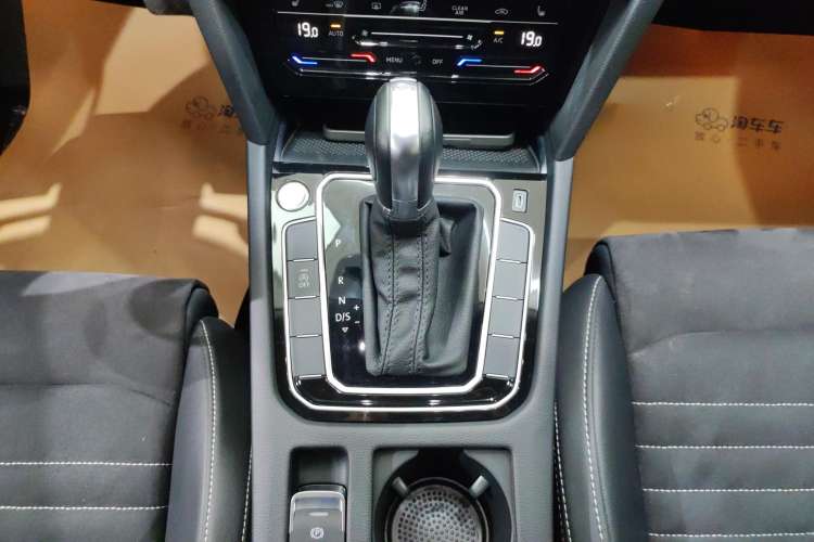 Used Volkswagen Magotan 2020 330TSI DSG Luxury Edition
