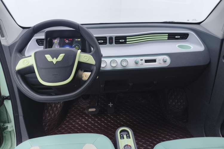 Used Wuling Hongguang MINIEV 2022 Macaron Fashion Model Lithium Iron Phosphate
