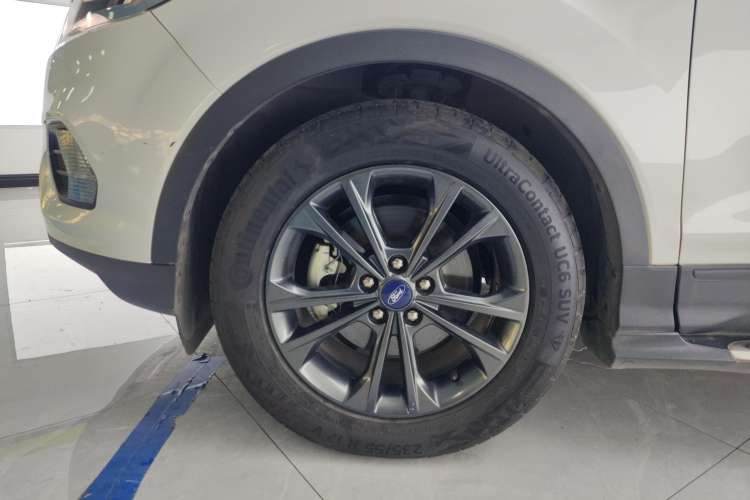 Used Ford Kuga 2019 EcoBoost 180 Two-Wheel-Drive Platinum Edition China VI Standard