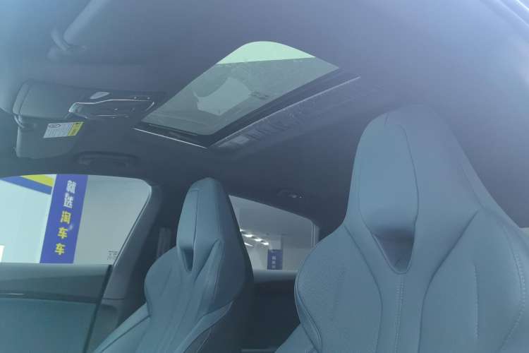 Used MG 7 2023 1.5T DCT Luxurious Supreme Edition
