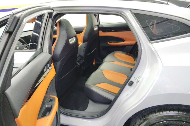 Used Changan UNI-V 2023 1.5T Sport Edition
