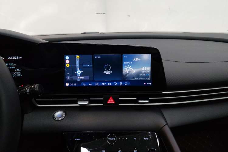 Used Hyundai Elantra 2022 1.5L CVT LUX Prestige Edition
