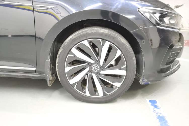 Used Volkswagen Passat 2022 330TSI Luxury Edition
