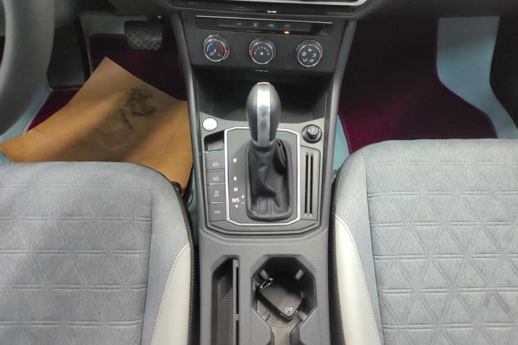 Used Volkswagen Lavida 2024 300TSI DSG Full-Comfort Edition