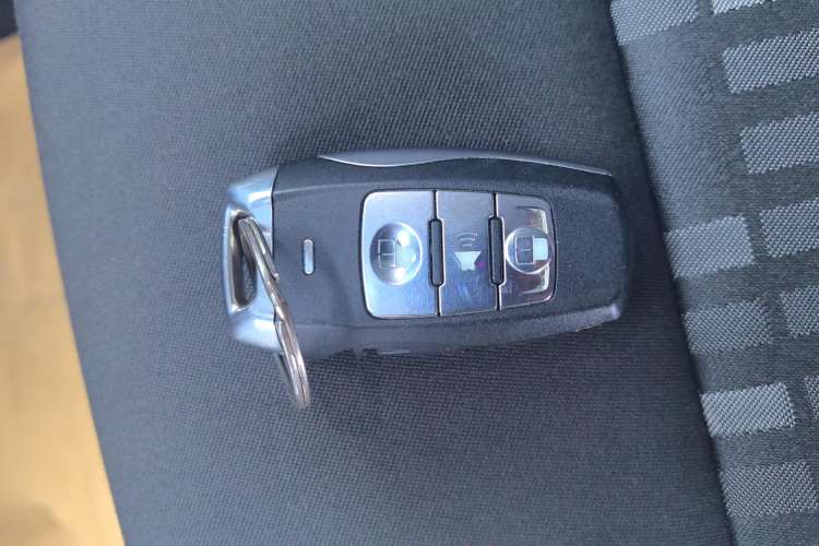 Used Haval H2 2018 1.5T Dual-Clutch Two-Wheel Drive Fashion Model China VI Standard
