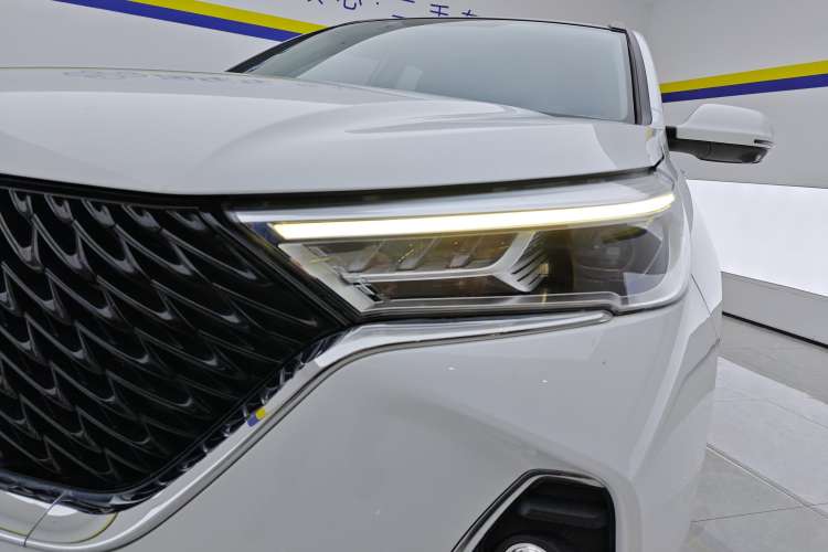 Used Haval M6 2021 PLUS 1.5T DCT Prestige Smart Connectivity Model
