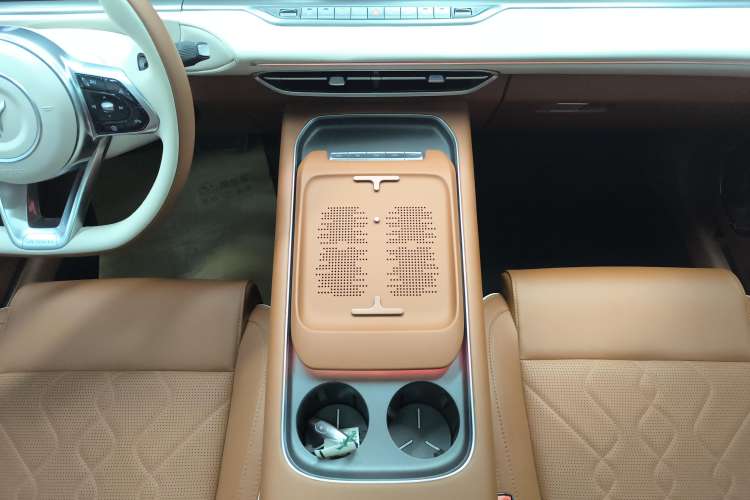 Used VOYAH FREE 2024 Ultra-Long Range Intelligent Driving Version
