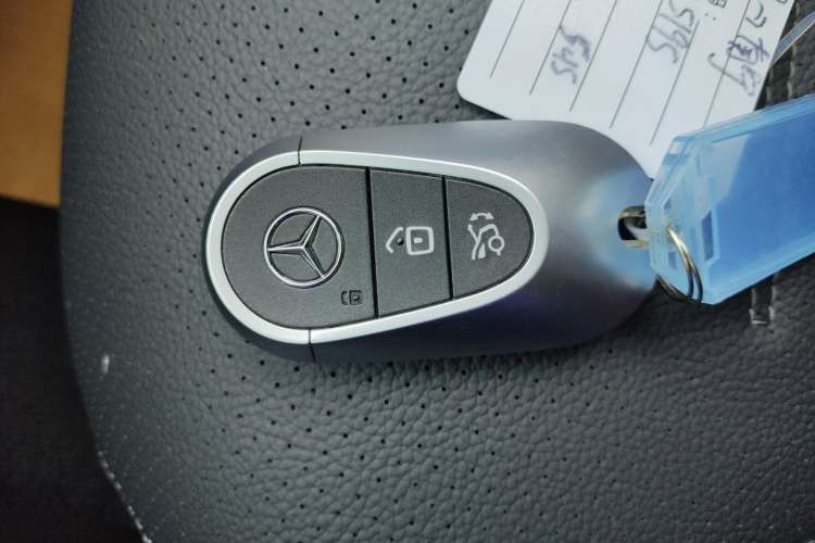 Used Mercedes-Benz GLC 2023 GLC 260 L 4MATIC Luxury 7-Seater