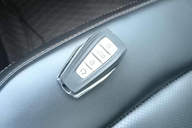 Used Geely Auto Haoyue L 2023 2.0T DCT Prestige Edition
