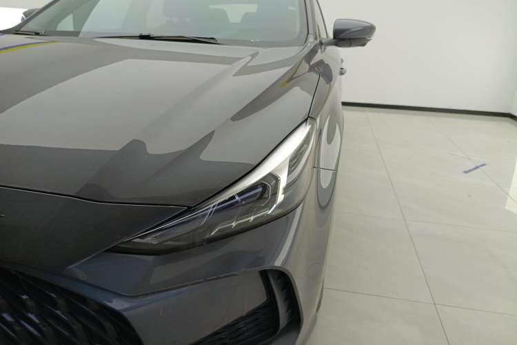 Used MG 5 2021 180 DVVT CVT Youth Luxury Edition
