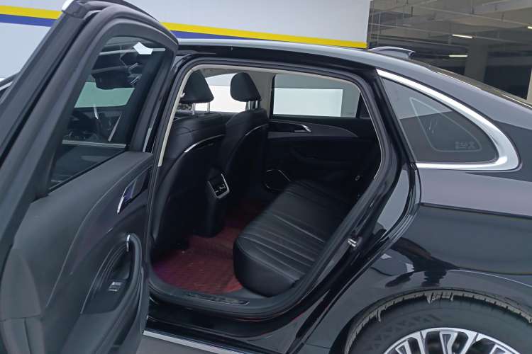 Used Hongqi H5 2023 2.0T Automatic Smart Connect Flagship Edition
