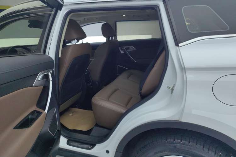 Used Geely Auto Emgrand X7 Sport 2016 1.8TD Automatic ZhiZun Version
