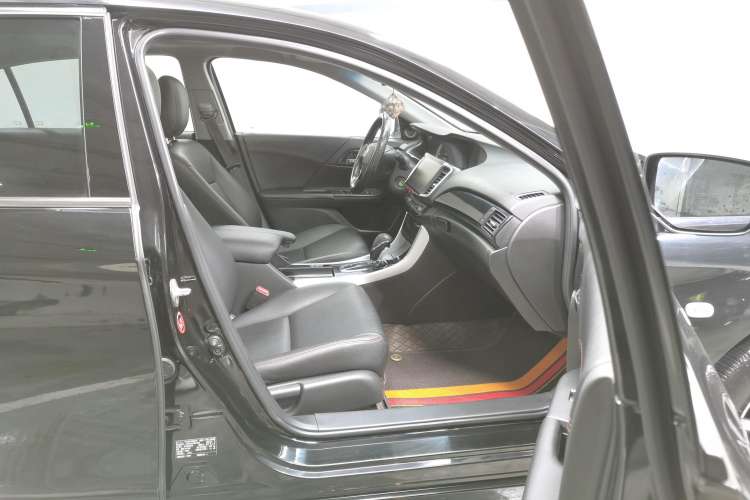 Used Honda Accord 2016 2.0L Comfort Edition
